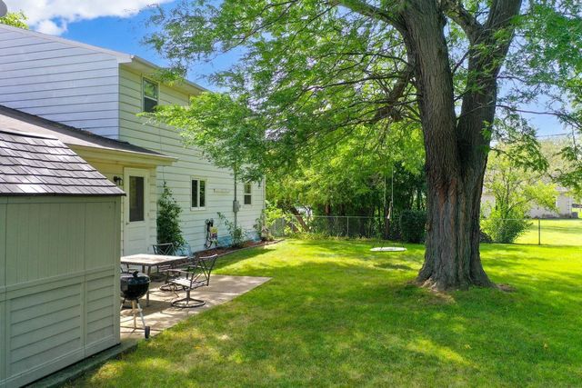3108 S CLAY STREET, Green Bay, WI 54301