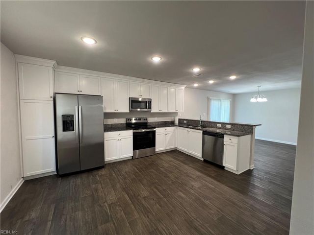 312 W 1st AVE, Franklin, VA 23851