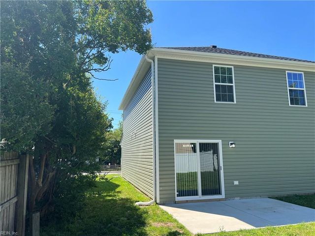 312 W 1st AVE, Franklin, VA 23851