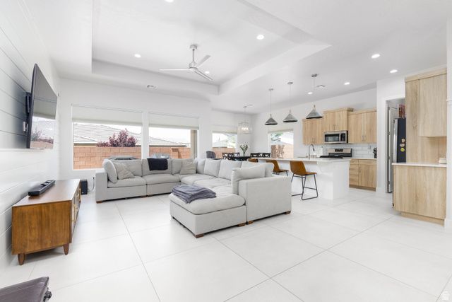 4552 S SOPHIA LN, Washington, UT 84780