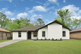 10122 Rockaway Drive, Houston, TX 77016