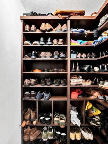 4020 Staghorn Lane, Weston, FL 33331