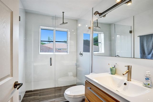 4020 Staghorn Lane, Weston, FL 33331