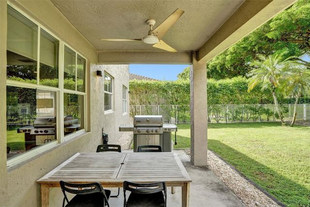 4020 Staghorn Lane, Weston, FL 33331