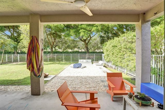 4020 Staghorn Lane, Weston, FL 33331