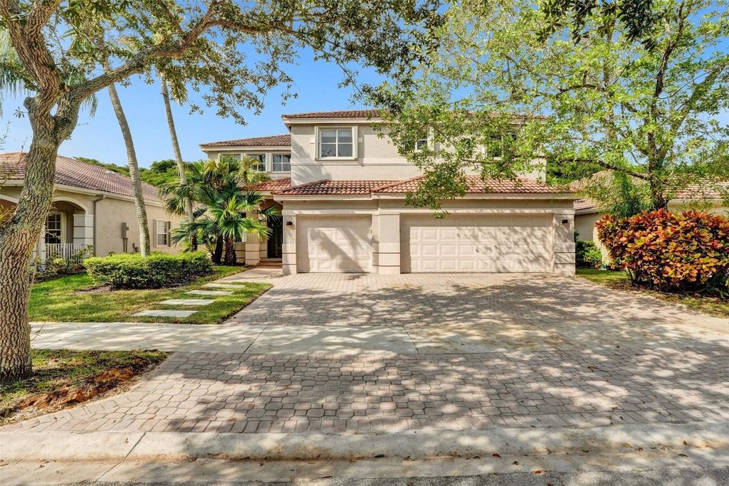 4020 Staghorn Lane, Weston, FL 33331