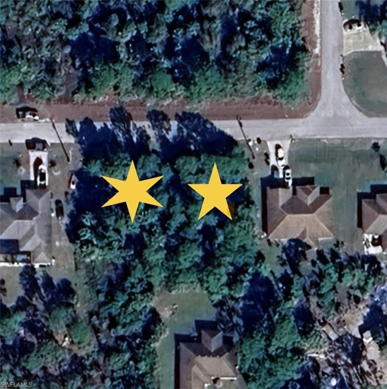 1240 Chrisholm ST, Lehigh Acres, FL 33974