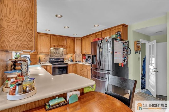 267 Friendship Road, South Brunswick, NJ 08512