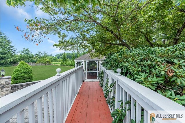 267 Friendship Road, South Brunswick, NJ 08512