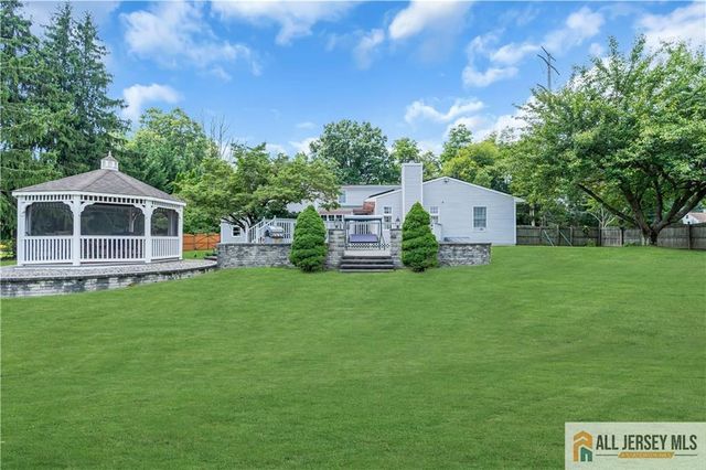 267 Friendship Road, South Brunswick, NJ 08512