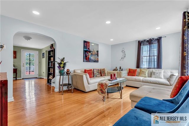 267 Friendship Road, South Brunswick, NJ 08512