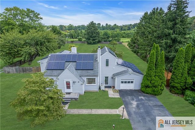 267 Friendship Road, South Brunswick, NJ 08512