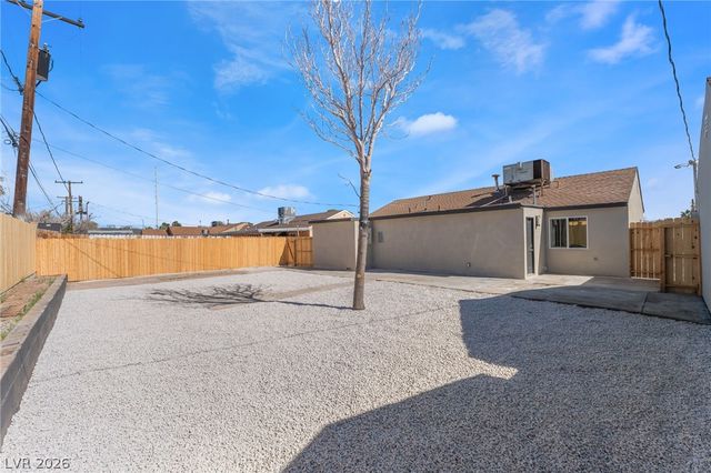 1118 Chapman Drive, Las Vegas, NV 89104