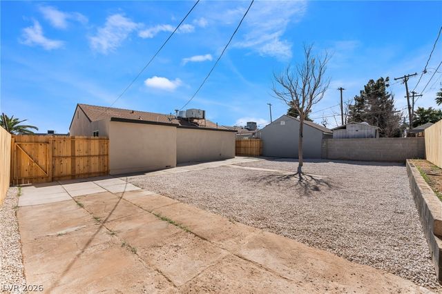 1118 Chapman Drive, Las Vegas, NV 89104