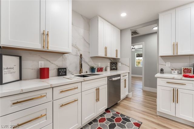 1118 Chapman Drive, Las Vegas, NV 89104