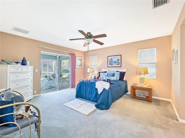 7631 Woodland Bend CIR, Fort Myers, FL 33912