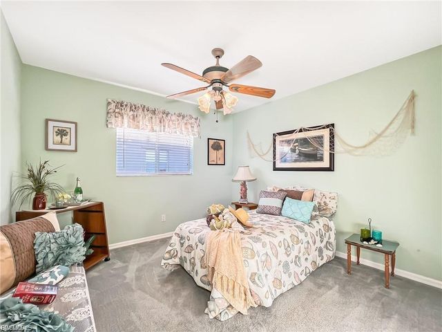 7631 Woodland Bend CIR, Fort Myers, FL 33912