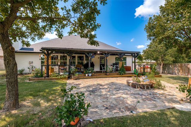 102 Packer Drive, Fate, TX 75189