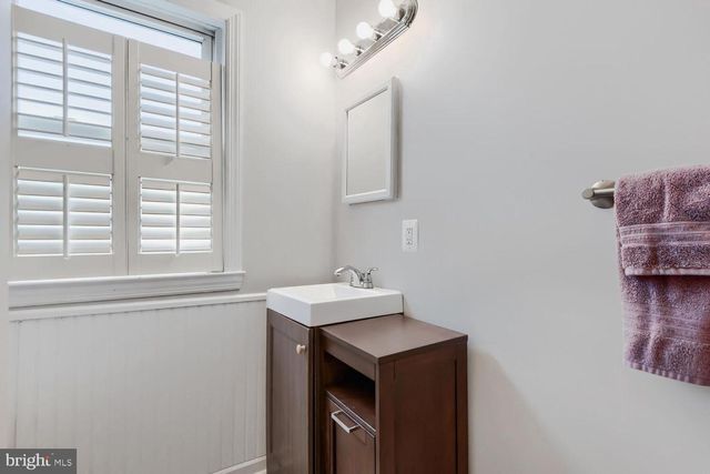 299 LAVERN AVE, Halethorpe, MD 21227