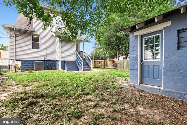299 LAVERN AVE, Halethorpe, MD 21227