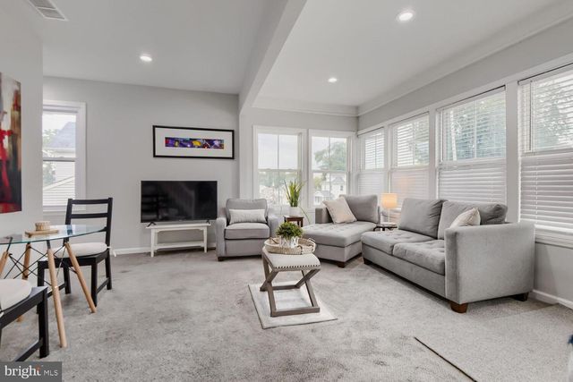 299 LAVERN AVE, Halethorpe, MD 21227