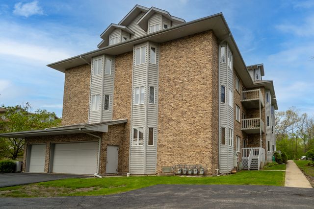 3118 Woodland Drive 3118, Zion, IL 60099