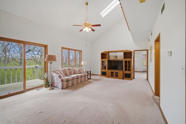 3118 Woodland Drive 3118, Zion, IL 60099