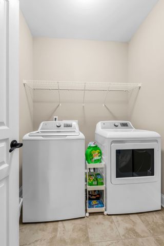 1009 Lila Dr, Murfreesboro, TN 37128