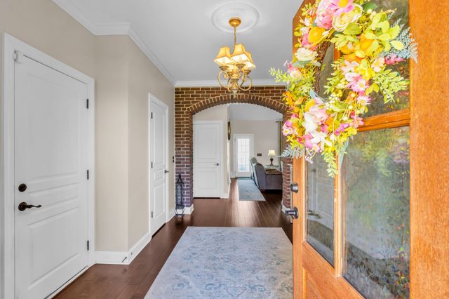 1009 Lila Dr, Murfreesboro, TN 37128