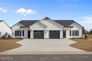 121 Lady O Drive A, Greenville, NC 27834