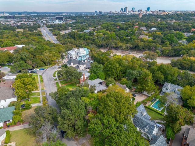 2415 Rogers Avenue, Fort Worth, TX 76109