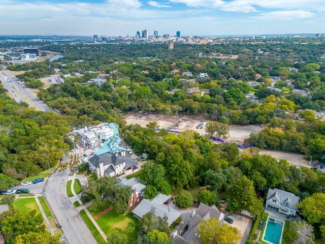 2415 Rogers Avenue, Fort Worth, TX 76109