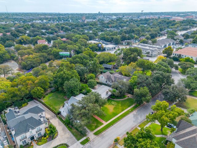 2415 Rogers Avenue, Fort Worth, TX 76109