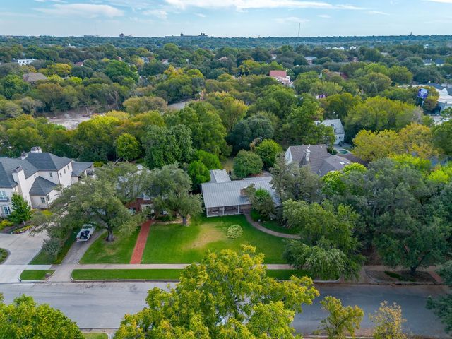2415 Rogers Avenue, Fort Worth, TX 76109