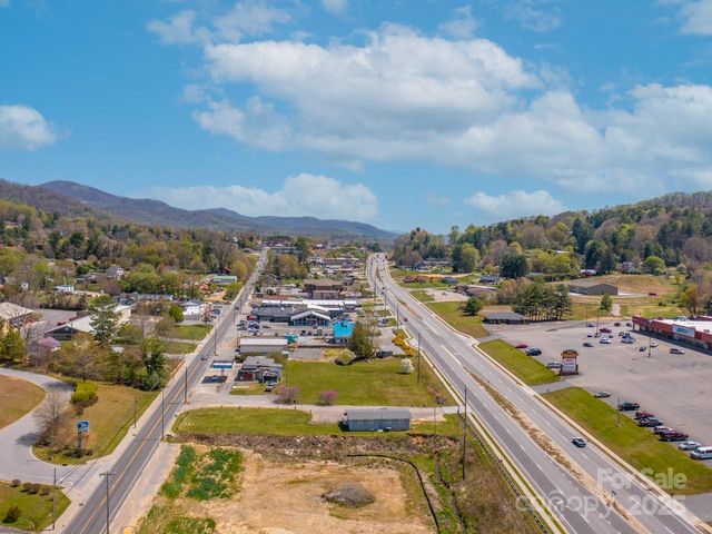 680 W US Highway 19E ByPass, Burnsville, NC 28714