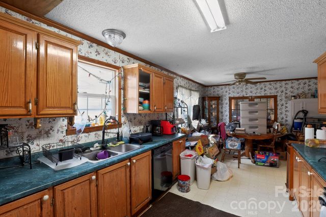 15 Wright Road, Whittier, NC 28789