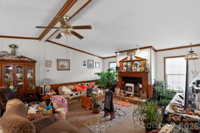 15 Wright Road, Whittier, NC 28789