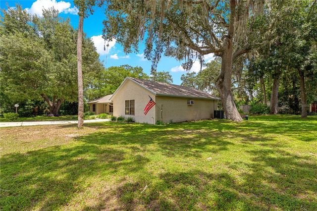 519 SPRING LAKE ROAD, Ocala, FL 34472