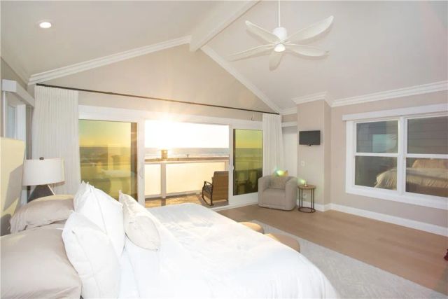 2712 W Oceanfront, Newport Beach, CA 92663