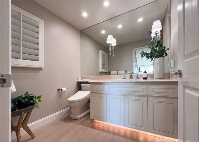 2712 W Oceanfront, Newport Beach, CA 92663