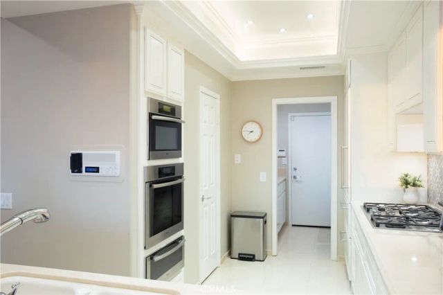 2712 W Oceanfront, Newport Beach, CA 92663