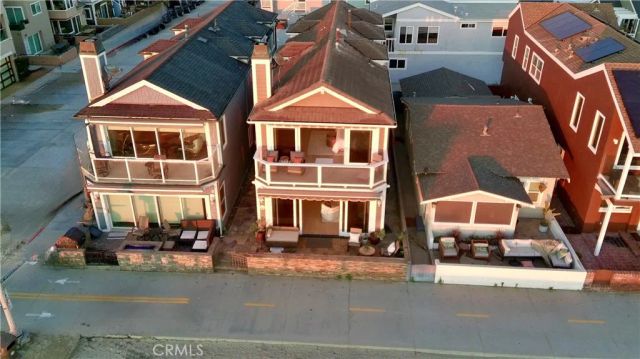 2712 W Oceanfront, Newport Beach, CA 92663