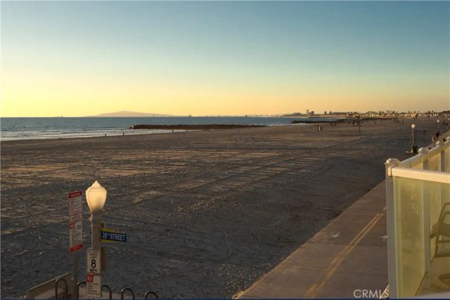 2712 W Oceanfront, Newport Beach, CA 92663