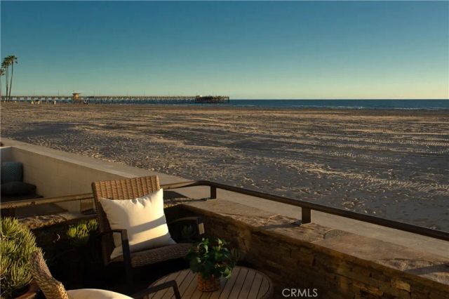 2712 W Oceanfront, Newport Beach, CA 92663