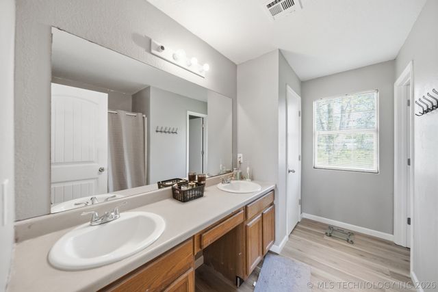 16449 N Lombard Lane, Skiatook, OK 74070
