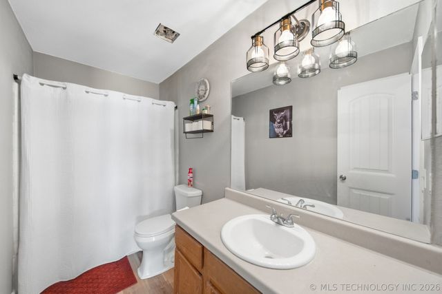 16449 N Lombard Lane, Skiatook, OK 74070