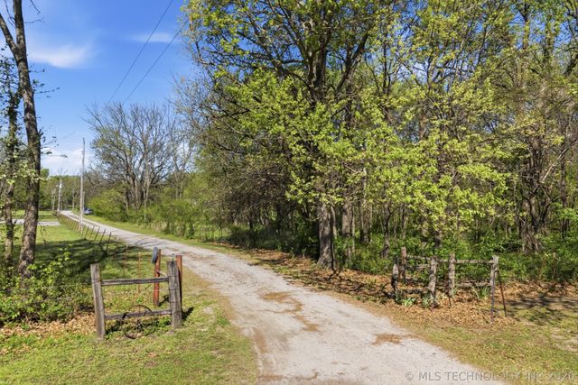 16449 N Lombard Lane, Skiatook, OK 74070