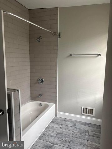 411 ROBERT ST, Baltimore, MD 21217