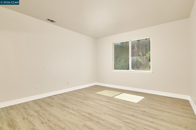 2323 Megan Dr, Oakley, CA 94561