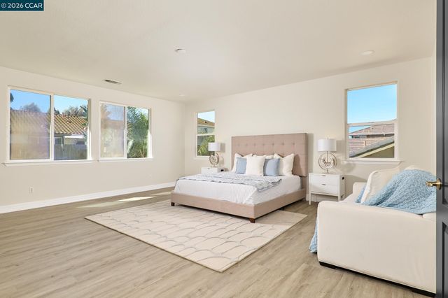 2323 Megan Dr, Oakley, CA 94561